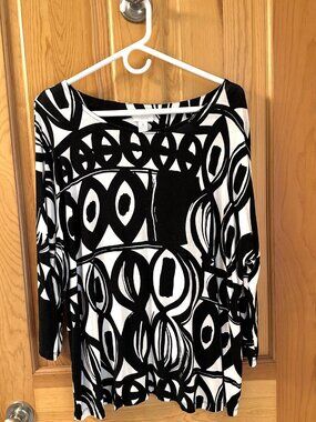 Chico's Bold Black & White Abstract Geometric Print Knit Top - Size 3 (XL)